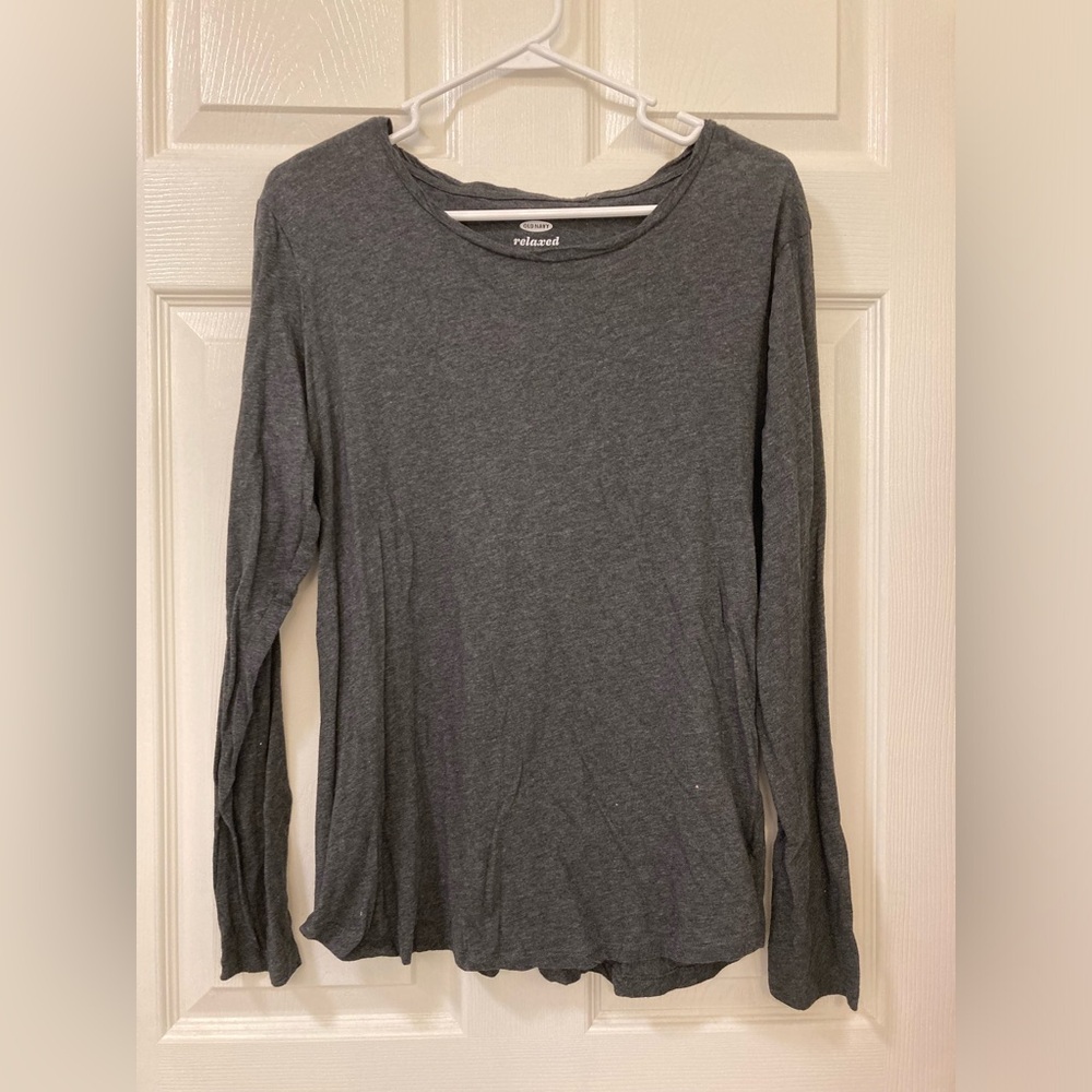 Old Navy Relaxed Long Sleeve Grey Tee Size Large